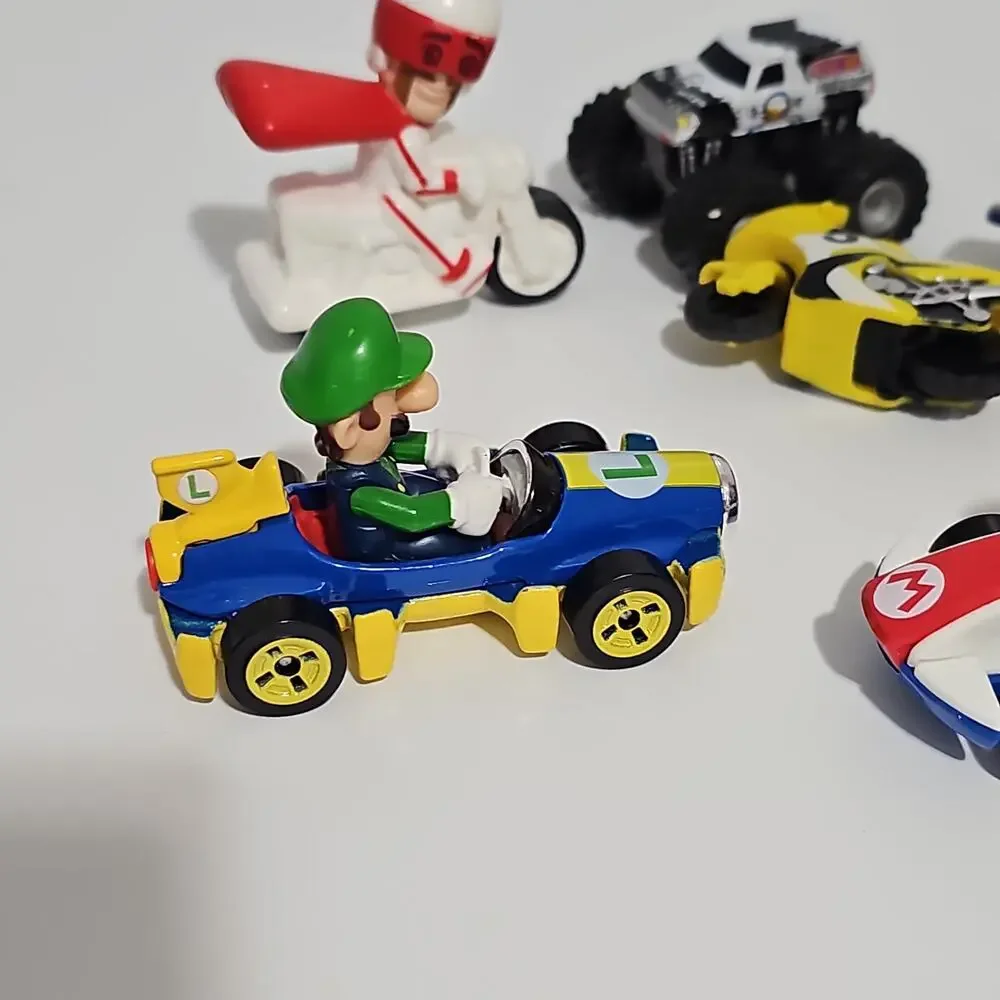 Mixed Toy Cars Hot Wheels Mario Kart Luigi Match 8 Super Mario Standard Kart